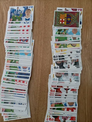 Cromos fútbol Liga Este Panini