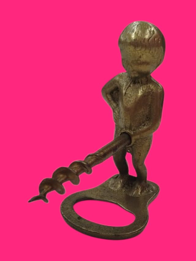 SACACORCHOS ABRIDOR MANNEKEN PIS ESTATUA