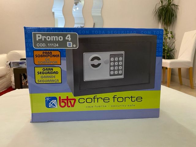 Caja Fuerte BTV Negra y Plateada