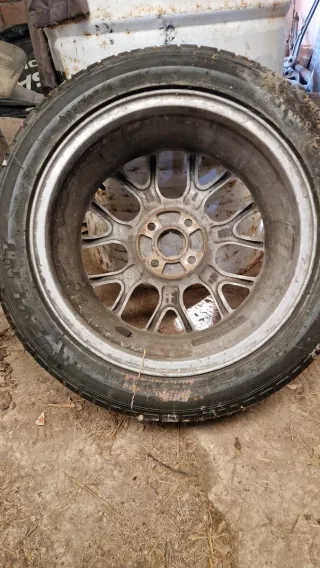 Llanta MG 16 pulgadas