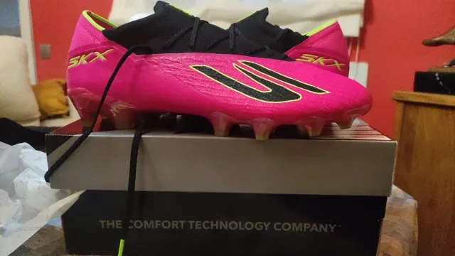 Zapatillas Skechers SKX Futbol Rosa/Negro