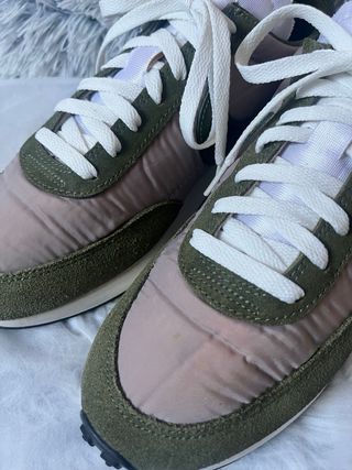 Nike Daybreak Beige y Verde Militar