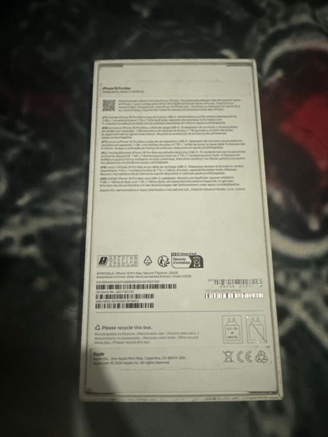 iPhone 16 Pro Max plata