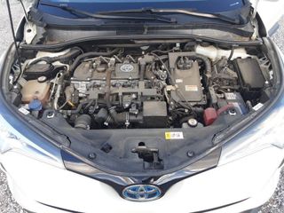Toyota C-HR 1.8 125H Advance 90 kW (122 CV)