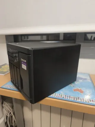 NAS QNAP TVS-682 8GB RAM para reparar no funciona