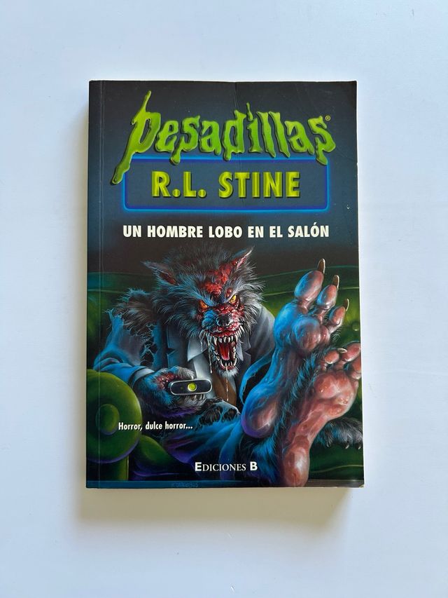 libro pesadillas un hombre lobo en el salón