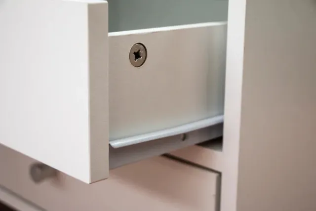 ELEGANTE MESITA DA NOTTE ARIJA