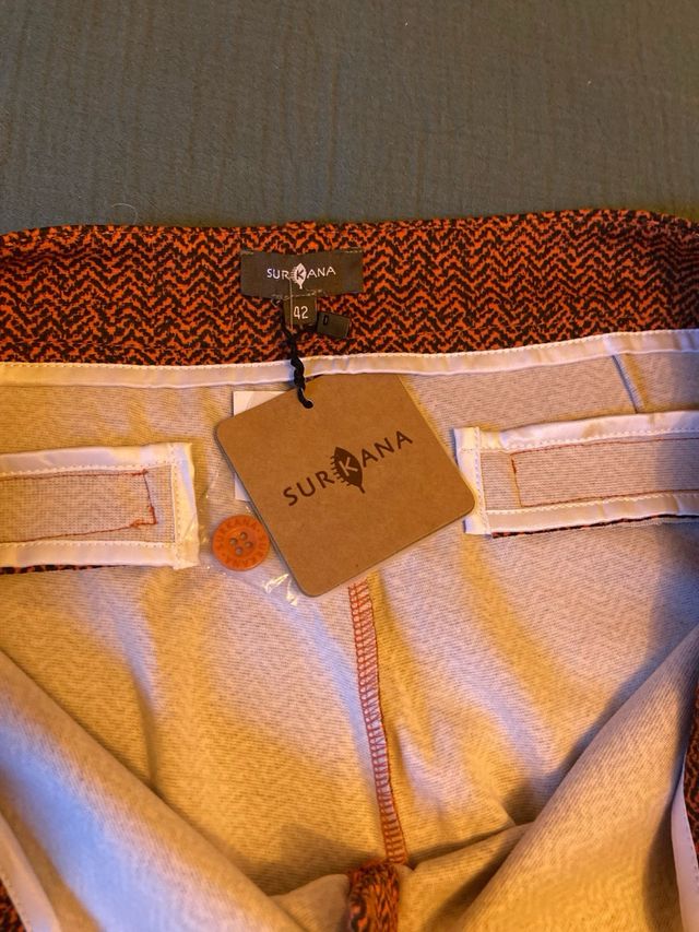 Pantalón Surkana T.42 Naranja y Negro