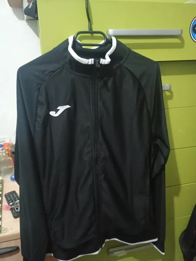Chaqueta Joma Negra