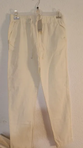 Lote 2 faldas vaquera y pantalón blanco