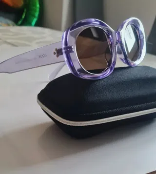 Occhiali da donna viola e marroni