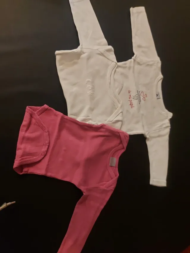 3 bodys bebé talla 68