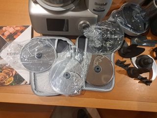 Robot cocina Kenwood Chef plus cookeasy platinum.