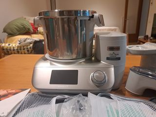 Robot cocina Kenwood Chef plus cookeasy platinum.