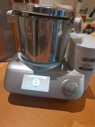 Robot cocina Kenwood Chef plus cookeasy platinum.
