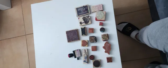 Lote de sellos de madera con dibujos