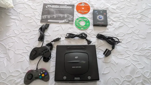 Consola Sega Saturn Negra + Accesorios