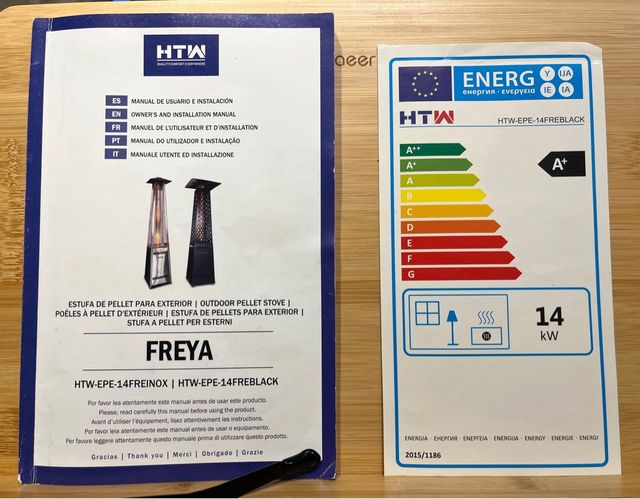 Estufa exterior pellets metal negra