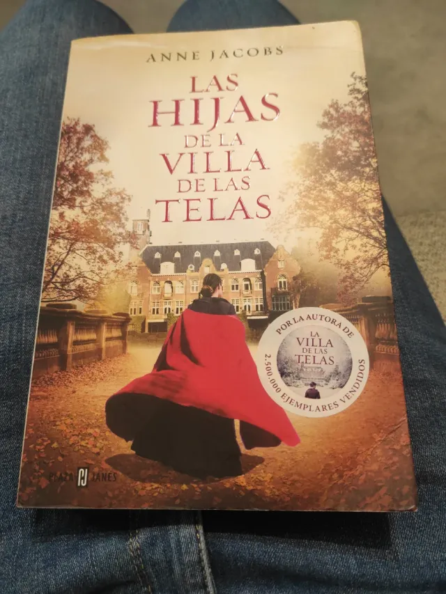 Las hijas de la Villa de las Telas / The Daught...