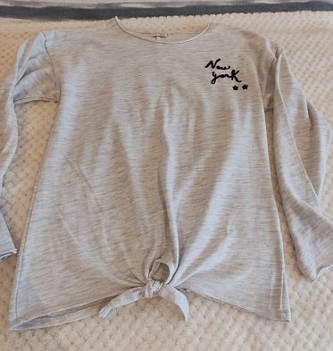 Camiseta gris New York nudo