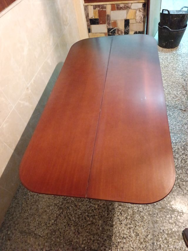 Mesa de comedor plegable de madera