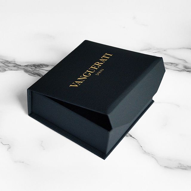 Sortija Oro Amarillo 18K con Esmeralda Diamantes