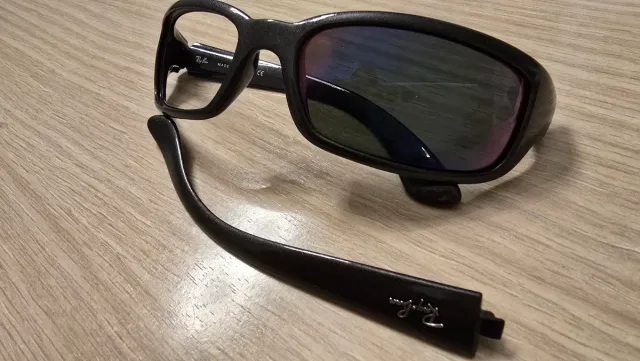 Gafas de sol Ray-Ban RB4037 negras/moradas,,