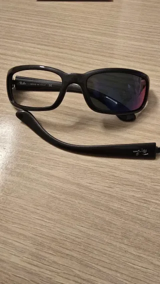 Gafas de sol Ray-Ban RB4037 negras/moradas,,