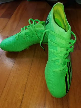 Botas de fútbol Adidas verdes Hierba artificial