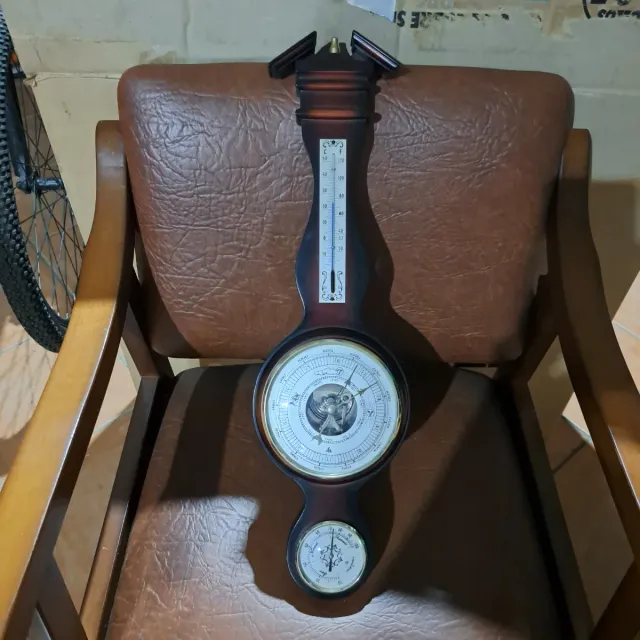 Estación Meteorológica Vintage