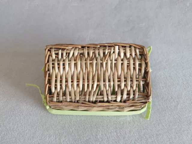 Cesta mimbre forrada tela verde