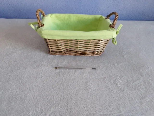 Cesta mimbre forrada tela verde