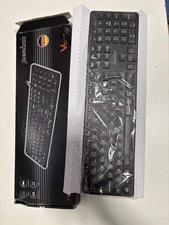 Teclado Perixx Retroiluminado