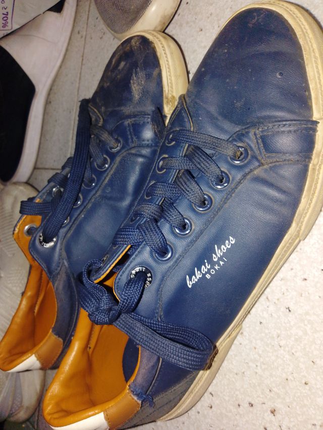 Zapatillas altas azules con parche de tigre