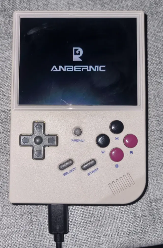 Anbernic beige consola portátil