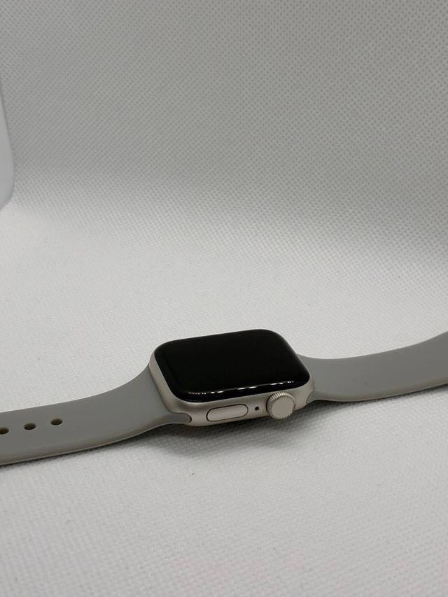 100% - Garantía - Apple Watch SE 2 40mm GPS