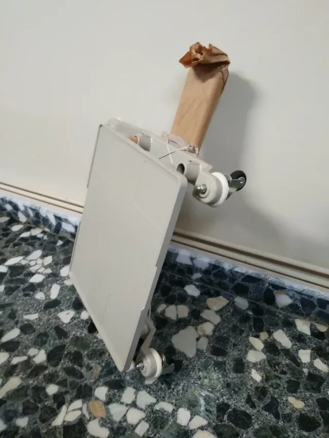 Mesa Involca para máquina de escribir beige