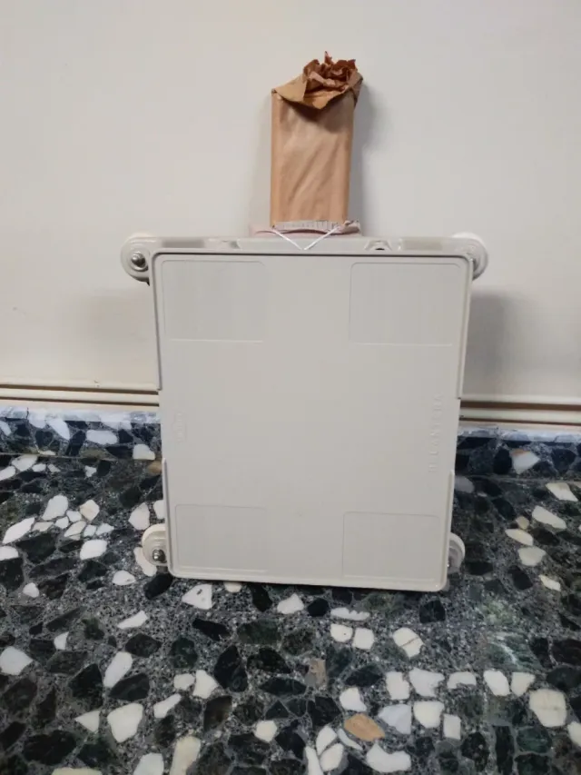 Mesa Involca para máquina de escribir beige