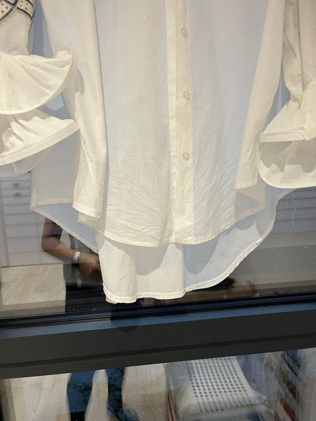 Blusa amplia mujer manga volante