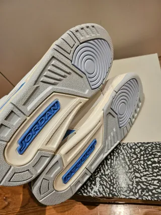 Nine air Jordan 3 Retro UNC Talla 38