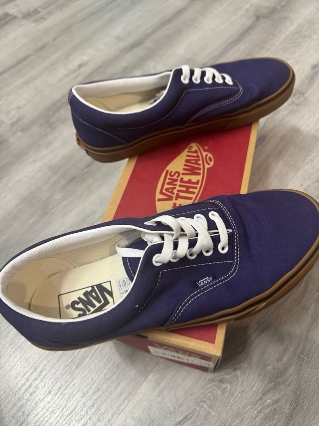 Zapatillas Vans Azules y Marrones