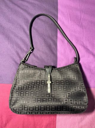 Borsa Nera Stile Fendi