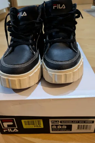 Zapatillas Fila niña, número 37