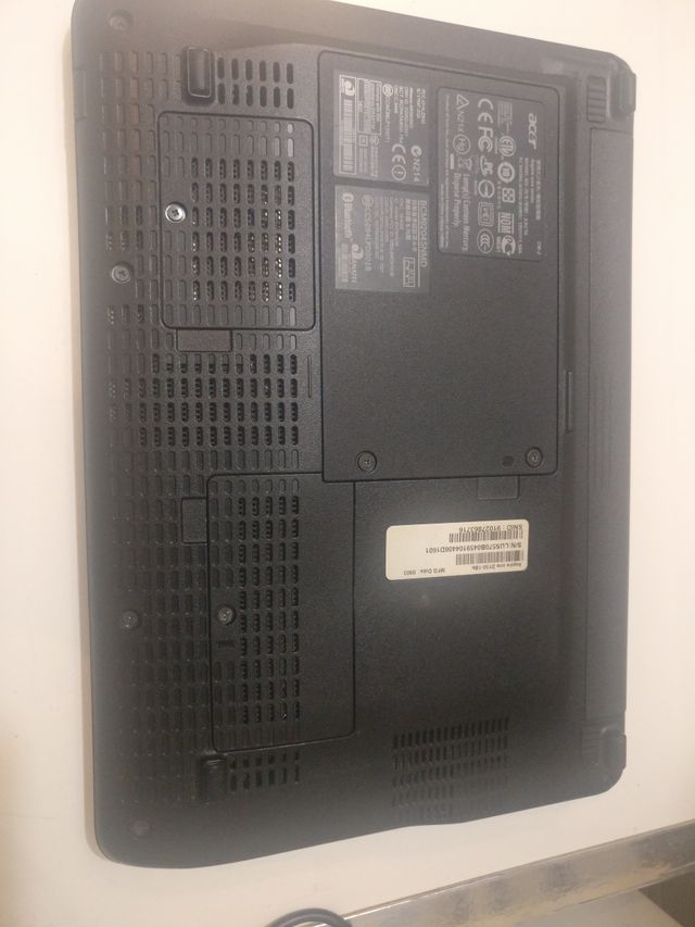 Portátil Acer Aspire One KAV10