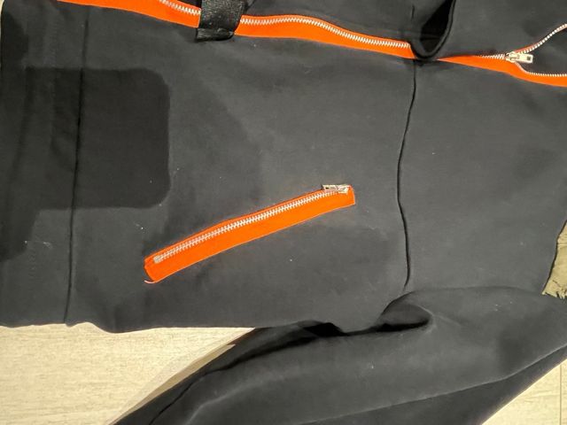 Cazadora mujer negra y verde militar