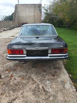 Mercedes-Benz 280 SE del 1989
