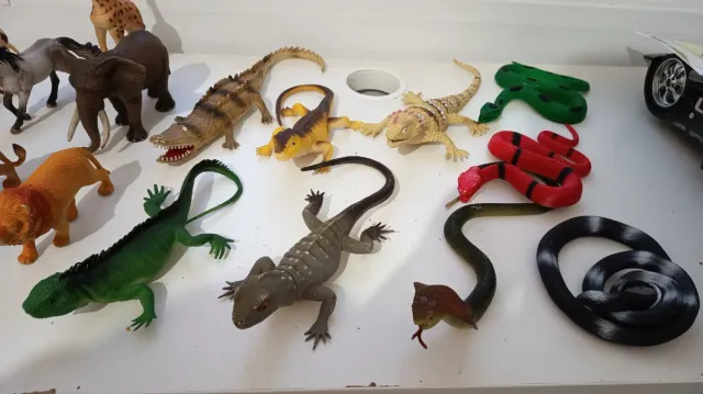 Lote 16 unidades de animales de plástico grandes