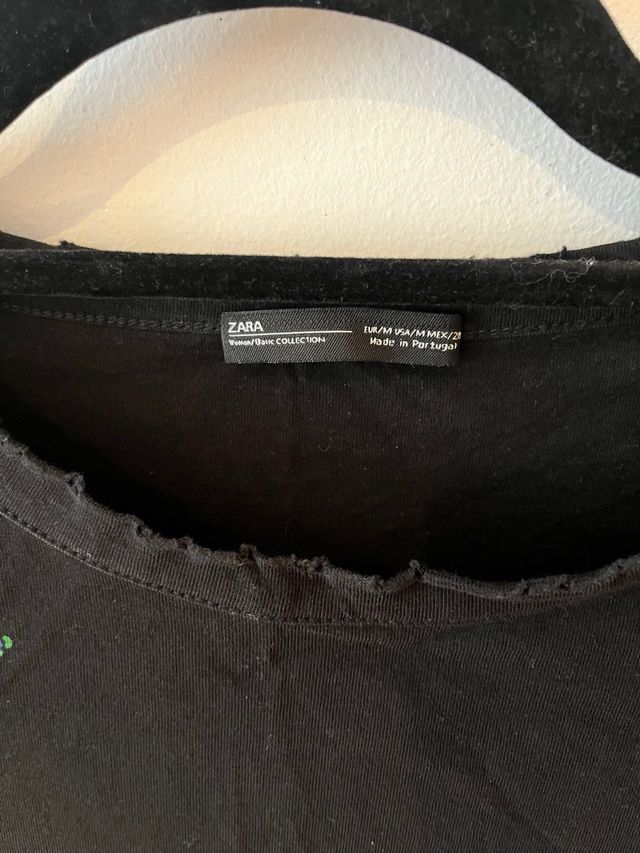 Camiseta Zara hombreras estampado jaguar