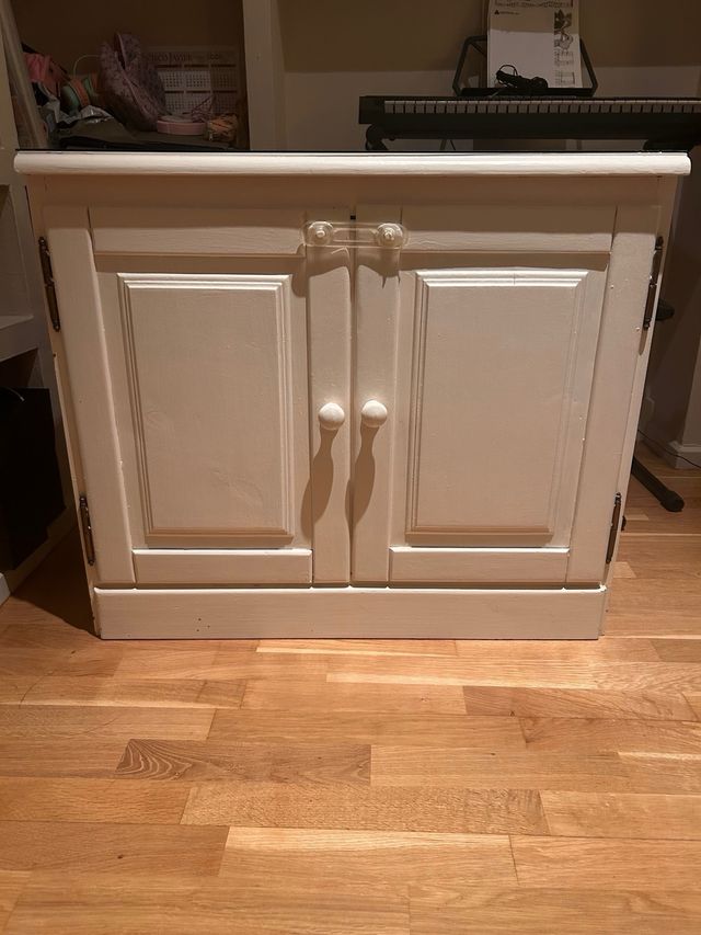 ** EN SEVILLA ** Mueble blanco aparador madera