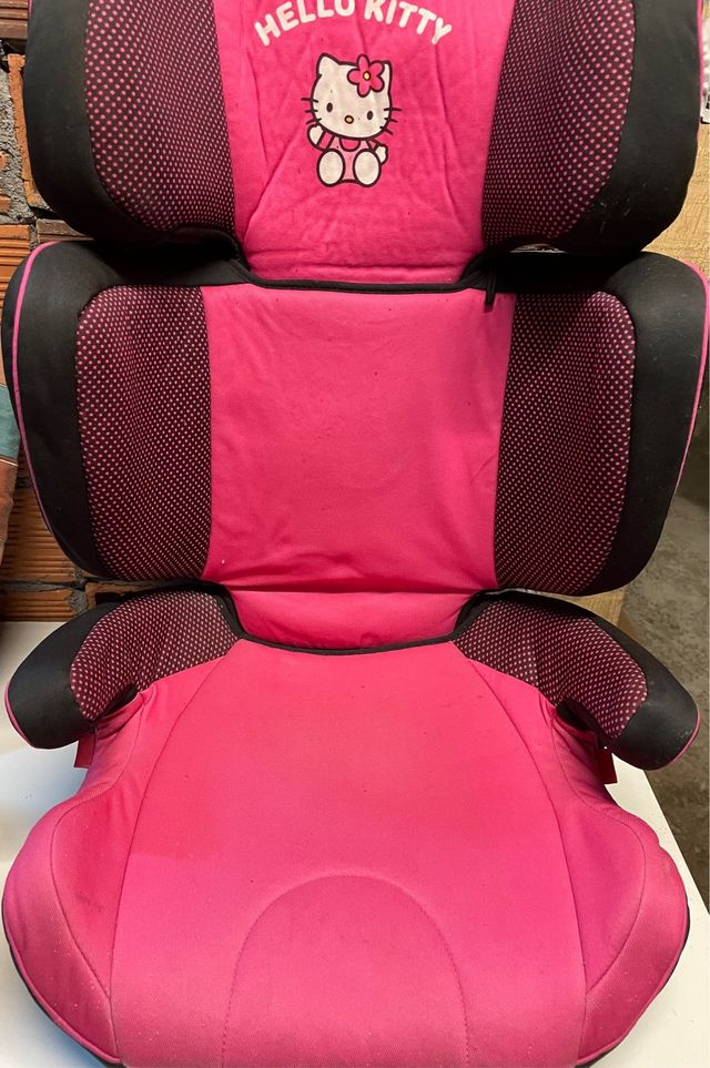 Cadeira de carro Hello Kitty rosa